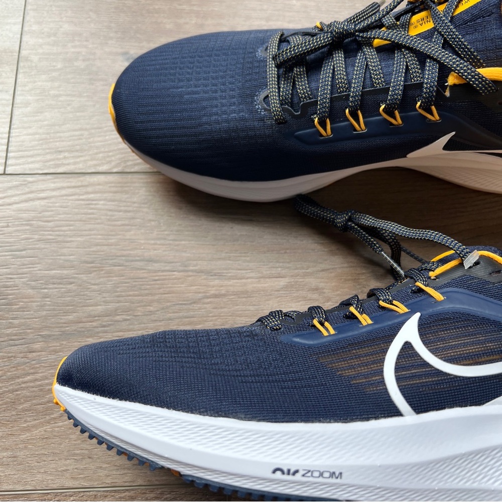 Mens Nike Air Zoom Pegasus 39 Shoes WVU West Virginia DR1979-400 - Picture 4 of 6